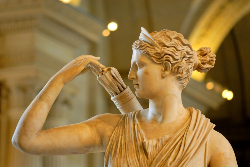diana-artemis-of-versailles-louvre.jpg