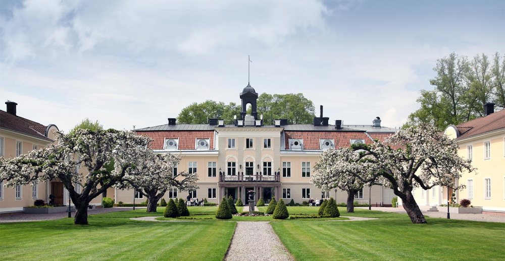 1600x829-Sodertuna-slott.jpg
